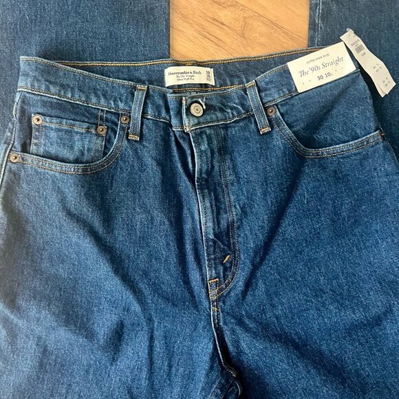 NWT Abercrombie & Fitch The 90's Straight Ultra High Rise Jeans 30 10 Long - Picture 7 of 11